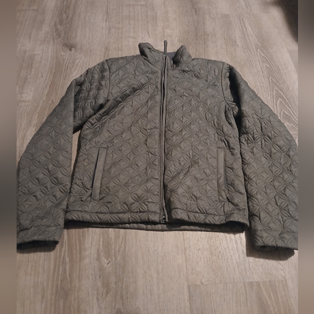 Predator Sleek Gray Quilted Jacket